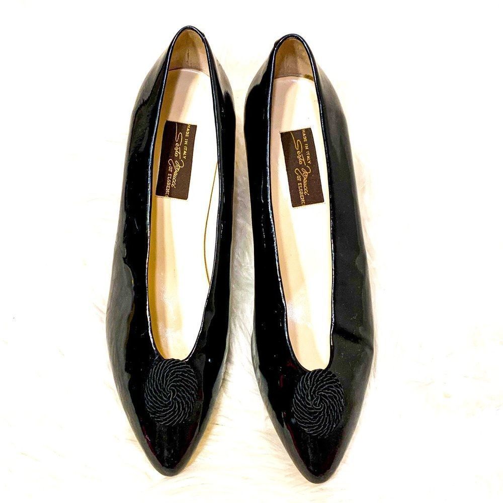Black Patent Pointed Toe Kitten Heel Pumps